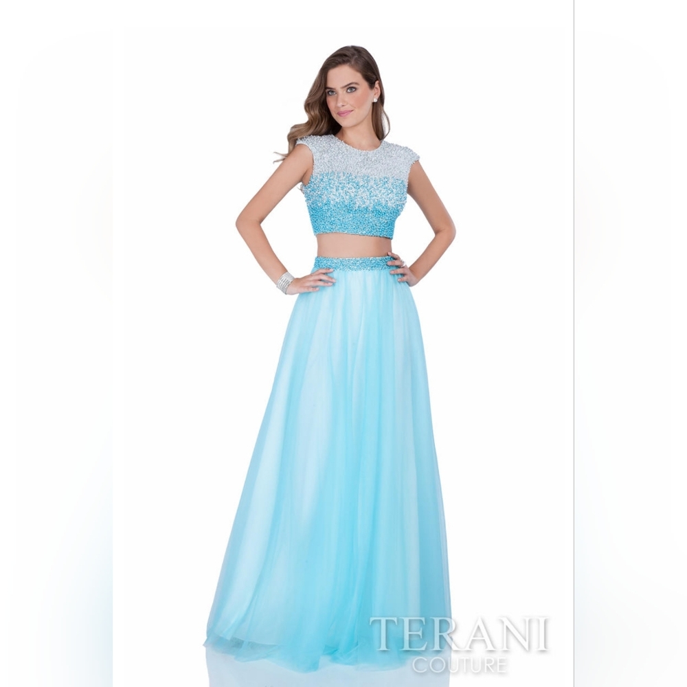 Terani Couture 1611P1352A Sky Blue and White Pearl Two Piece Dress Size 2
